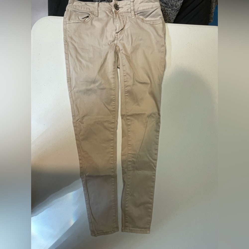 American Eagle- size 0 Tan Jegging’s”Extra Stretchy”
